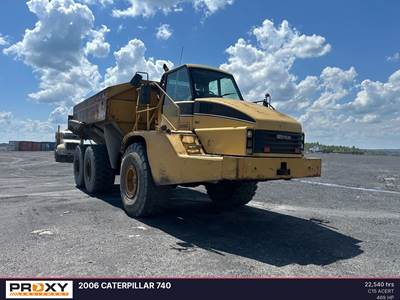 Caterpillar 740 Articulated Truck