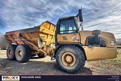 John Deere 300D Articulated Dump Truck