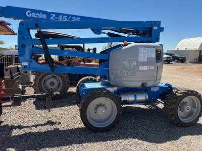 Genie Z45/25 Articulating Boom Lift