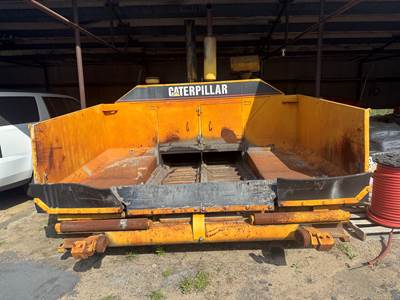 Caterpillar AP-1000B Asphalt Paver