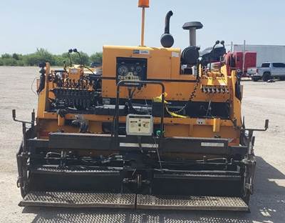 LeeBoy 8500C Asphalt Paver