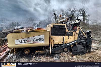 LeeBoy 8816T Asphalt Paver