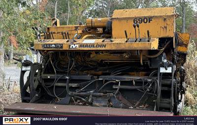 Mauldin 690F Asphalt Paver