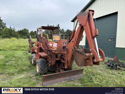 1999 Ditch Witch 5110 Trencher with A420 Backhoe Attachment