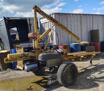 2005 CUSTOM MADE 49 Inch Log Splitter