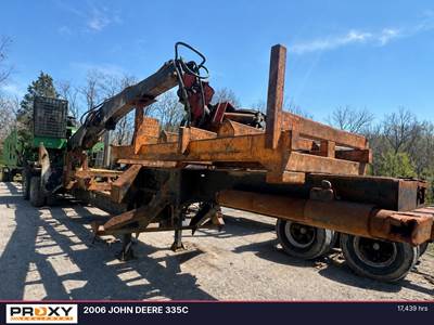 John Deere 335C