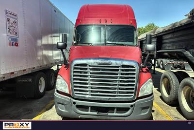 Freightliner Cascadia Attenuator Truck