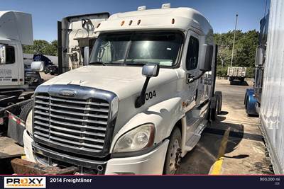 Freightliner Cascadia Attenuator Truck