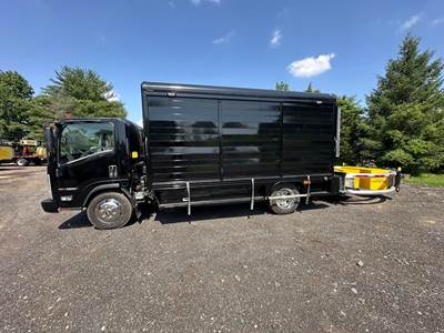 Isuzu Attenuator Truck