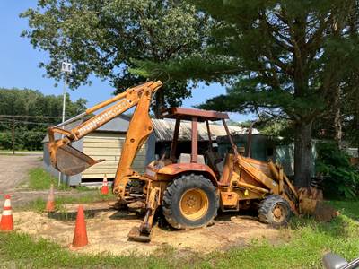 Case 580K Backhoe