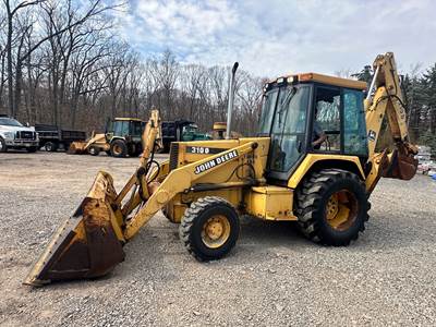 John Deere 310D Backhoe