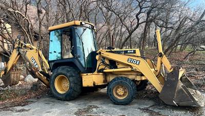 John Deere 310E Backhoe