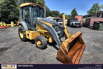 John Deere 310J Backhoe