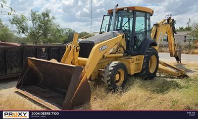 John Deere 710G Backhoe