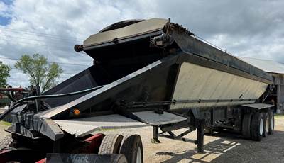 Red River LB334 Belt Trailer