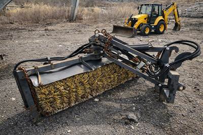 Caterpillar BA25 BROOM Blade