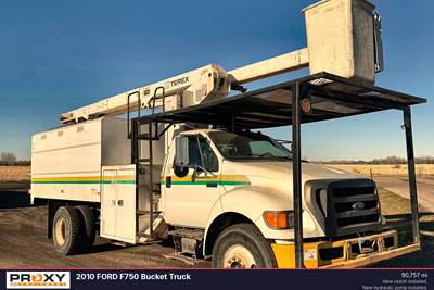 Ford Boom / Bucket Truck