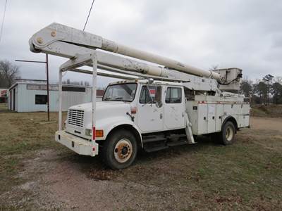 International Boom / Bucket Truck