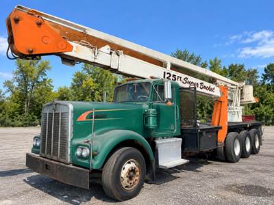 Kenworth W900 Boom / Bucket Truck