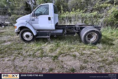 Ford F-750 Cab & Chassis Truck