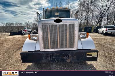Peterbilt 357 Cab & Chassis Truck