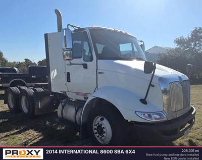 International 8600 SBA Cabover