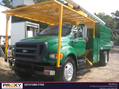 Ford F-750 Chipper Truck