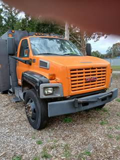 GMC C6500 Chipper Truck