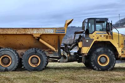 Komatsu HM350 Construction Equipment
