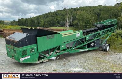 McCloskey ST80 Wheeled Stacking Conveyor