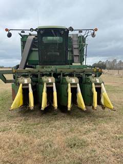 John Deere 9960 Cotton Picker