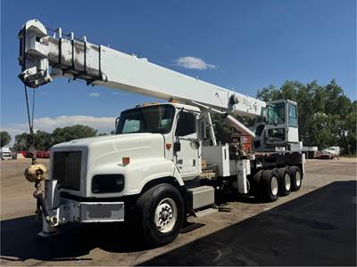 Altec AC38-127 Crane Truck