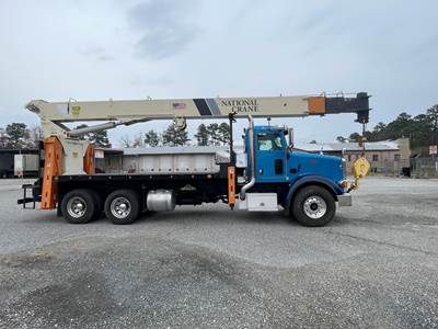 National 900A Crane Truck
