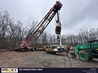 Manitowoc 2900 Crawler Crane