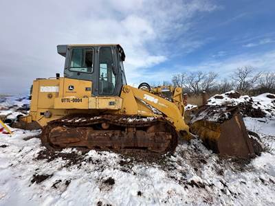 John Deere 755C II Crawler Loader