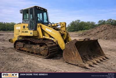 John Deere 755C II Crawler Loader