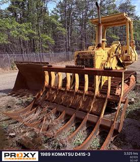 Komatsu D41S-3 Crawler Loader