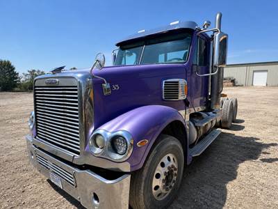Freightliner Coronado 132 Day Cab Truck