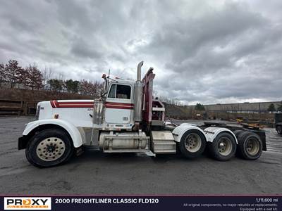 Freightliner FLD120 Classic Day Cab Truck