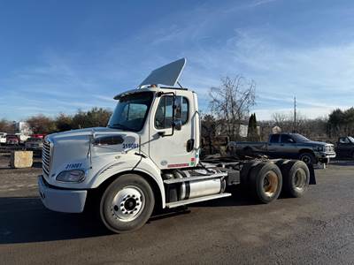 Freightliner M2 112 Day Cab Truck
