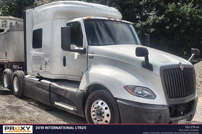 International LT625 Day Cab Truck