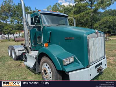 Kenworth T800 Day Cab Truck