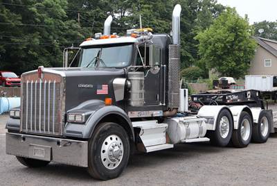 Kenworth W900 Day Cab Truck