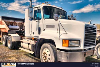 Mack CH613 Day Cab Truck