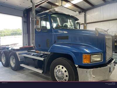 Mack CL733 Day Cab Truck
