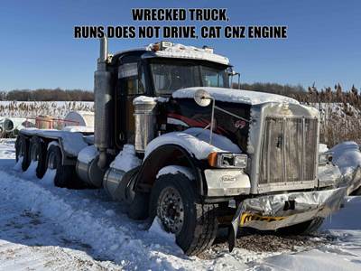 Peterbilt 385 Day Cab Truck