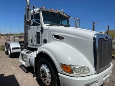 Peterbilt 386 Day Cab Truck