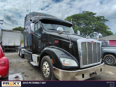 Peterbilt 587 Day Cab Truck