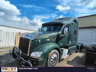 Peterbilt 587 Day Cab Truck