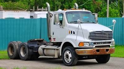 Sterling L9500 Day Cab Truck